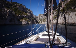 CO-NAVIGATION PRIVÉE / Navigation côtière de La Grande Motte aux iles de Lérins (face à Nice) avec ZEPHIR Océanis 37